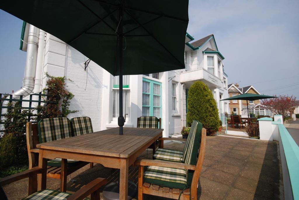 Roseglen Hotel Shanklin Exterior photo